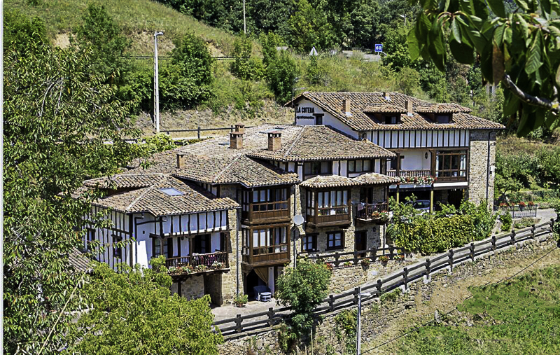 APARTAMENTOS LA COTERA
